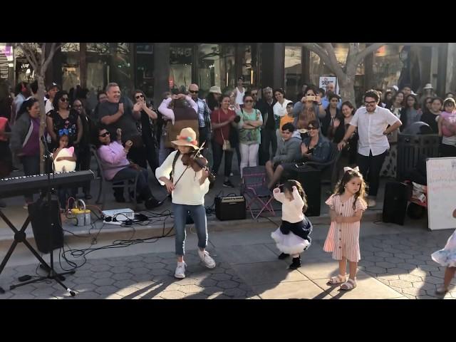 Lambada 2019 - Karolina Protsenko - Violin - Street Performance - Kaoma