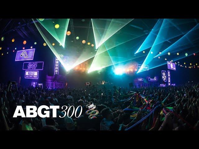 Above & Beyond feat. Zoë Johnston 'Sahara Love' (Jason Ross Remix) (Live at #ABGT300 Hong Kong) 4K