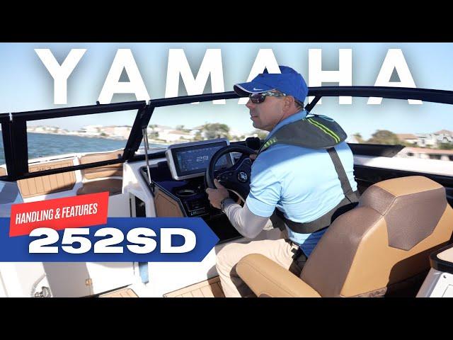 Yamaha 252SD: Easy-Handling and Agile Twin Jet | BoatTEST