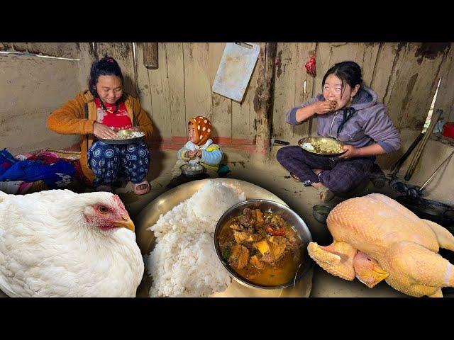 Broiler Chicken Gravy Recipe & Rice Cooking and Eating in Village ब्रोइलर को मासु सँग भात मिठो खाइयो