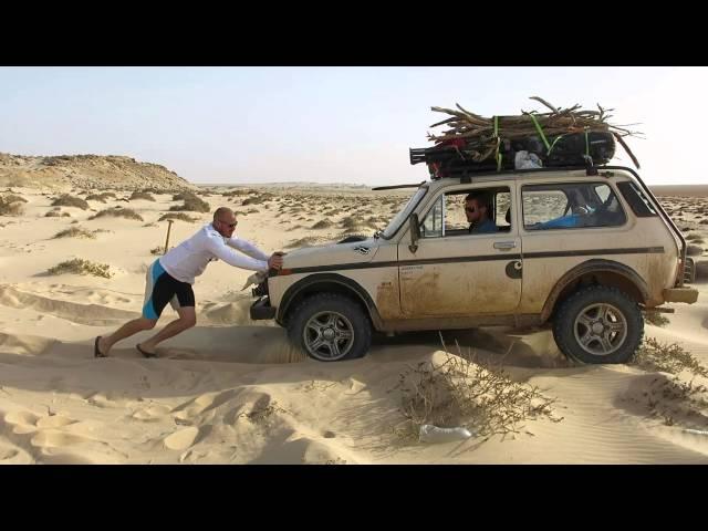 Lada Niva 4x4 Marokko and Western Sahara SY SKYE Crew