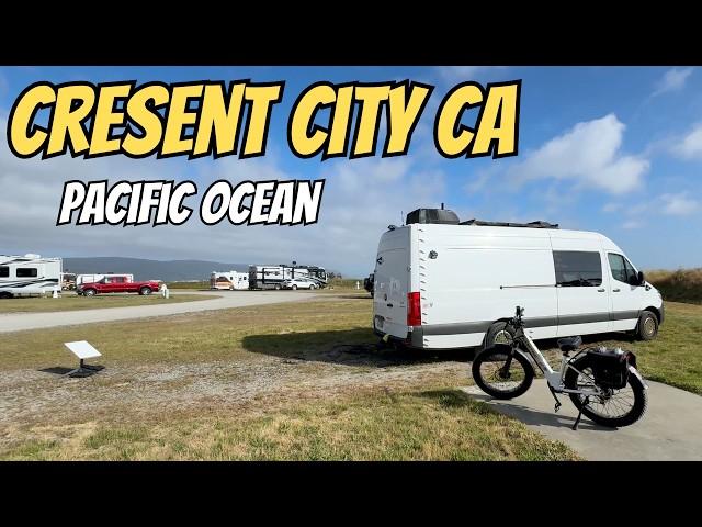 Crescent City:  Northern California (Coastal Gems)