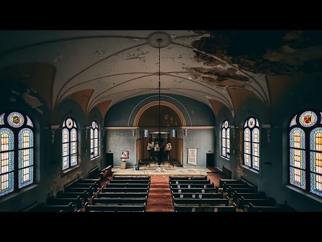 Exploring an Abandoned Church in Chicago | Formally a Greek-Catholic Church