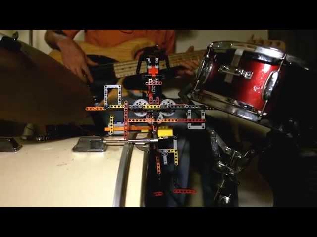 Lego drummer with bass