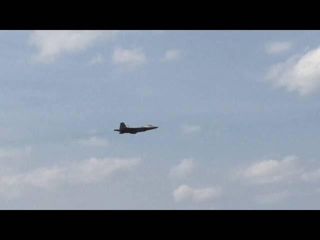 F-22 flat spin