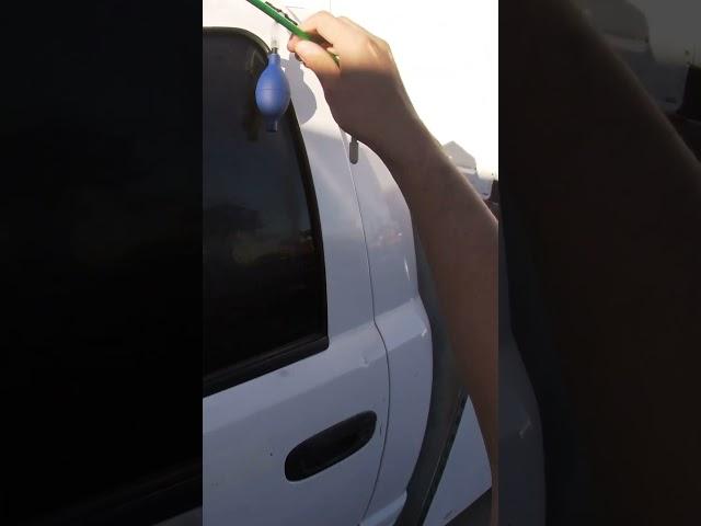 How to unlock a 1995 ram without a key