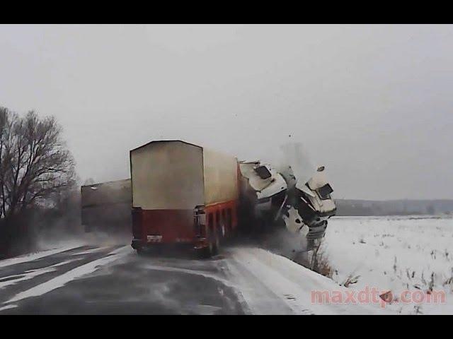 Подборка страшных ДТП с фурами на видеорегистратор