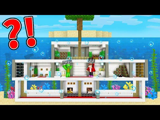 Mikey and JJ Built GIANT UNDERWATER BUNKER under ISLAND in Minecraft ! - Maizen