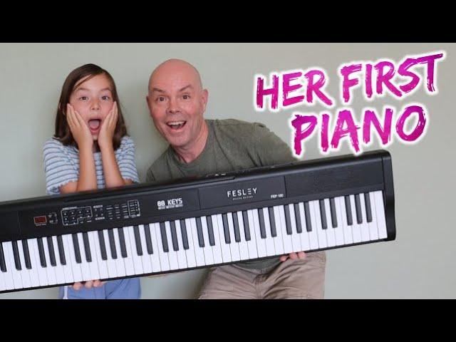 She's getting her first piano and it's the Fesley FEP 160, perfect for kids and beginners! #review