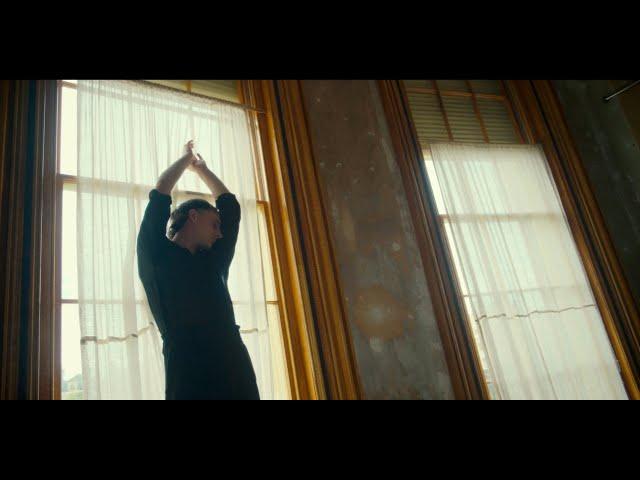 Romain Axisa - Tears (Official Video)
