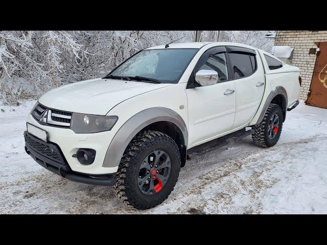 Mitsubishi L200 - Разбор салона для шумки и антикора