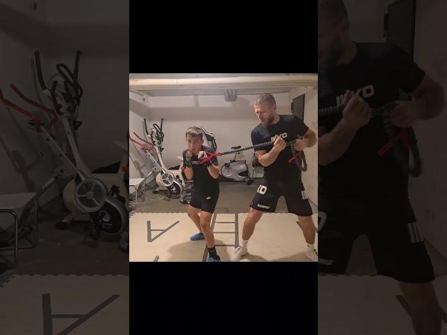 Knockout Moves in 60 Seconds! #boxing #youtubeshorts #shorts #trending #BoxingTraining #slbchub