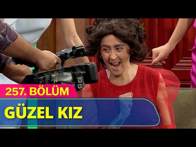 Güzel Kız - Güldür Güldür Show 257.Bölüm