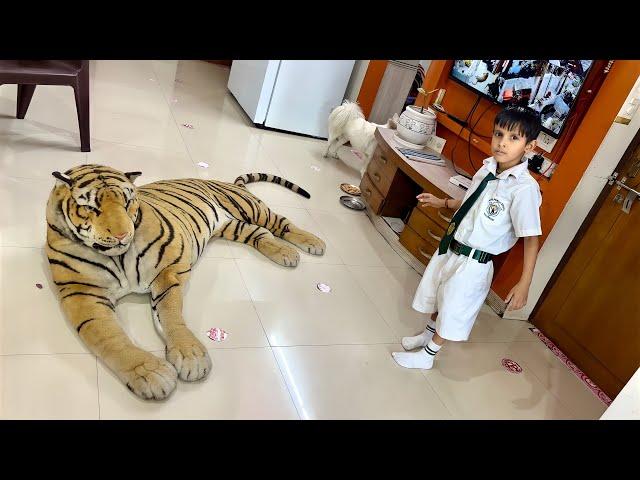 Fake Tiger Prank On Kunali And Oreo 