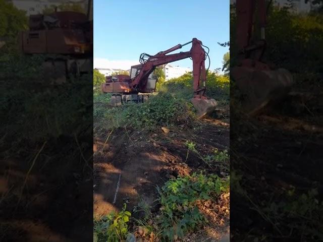 decoperta generala excavator atlas