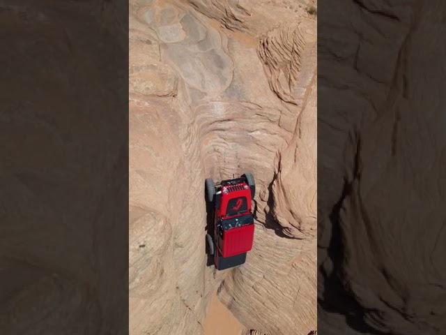 Straight up the Chute! #SandHollow #Jeep #Offroad #Shorts