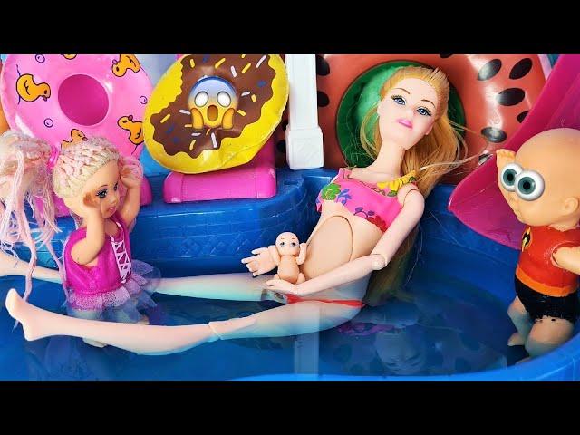 BORN IN THE POOL! Katya and Max are a fun family! Pregnant Barbie funny dolls TV series Darinelka