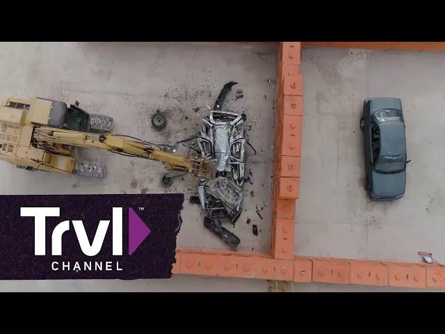 Operate Construction Equipment at 'Dig This Las Vegas' | Travel Channel