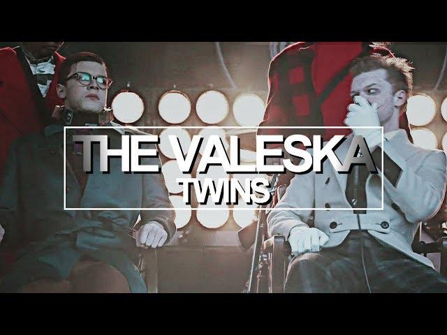 The Valeska Twins. [4x17-4x18]