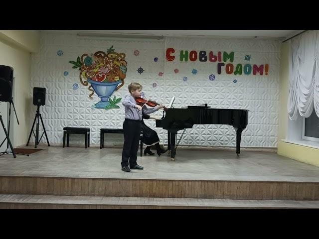 А. Качубрина. "Мишка с куклой..." - исполняет ученик 2 кл. - Филин Матвей