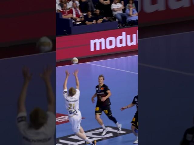 One pass goal ️ #handball #håndbold #clm