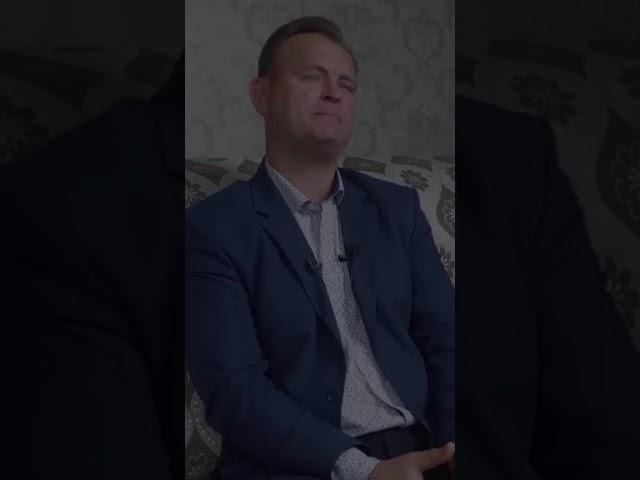 Разберись с этим священником Полное видео жми три точки сверху-описание