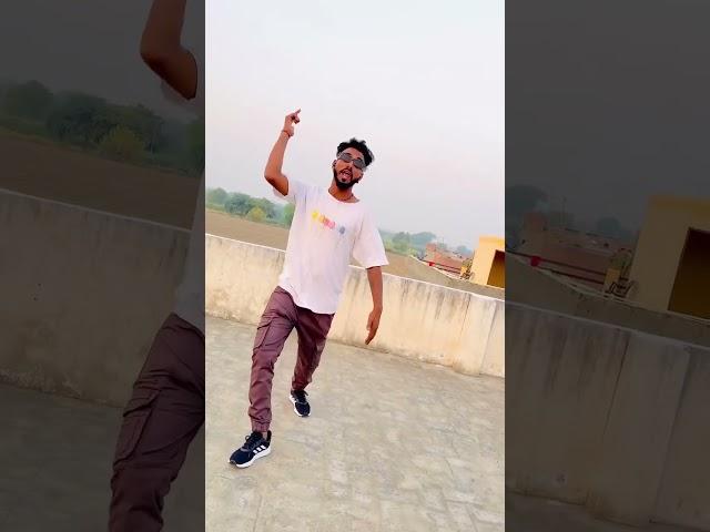 I love you #love #dance #public #tiktok #reels #tiktokviral #shorts #harrydancer07