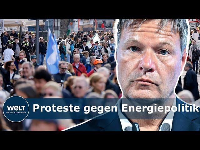 MONTAGSDEMONSTRATION IN LEIPZIG: Proteste gegen Energiepolitik - Habeck hält zwei AKW in Reserve