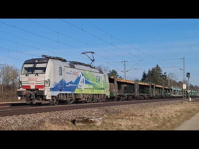 Bunter Zugverkehr in Egelharting am 8.3.2024