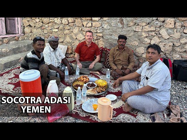 Iftar with a Local Family in Yemen