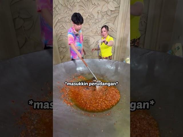 MASAK NASI GORENG SEAFOOD RAKSASA?!