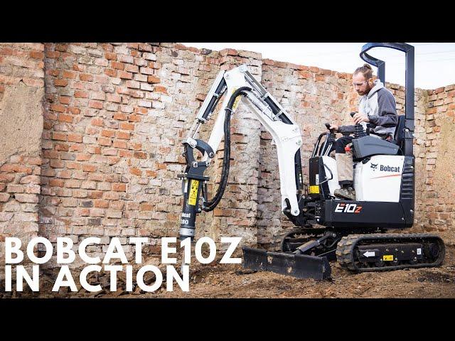 Watch in action | Bobcat E10z Mini Digger