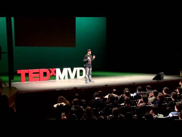 Los videojuegos enseñan mejor que la escuela: GONZALO FRASCA at TEDxMontevideo 2012