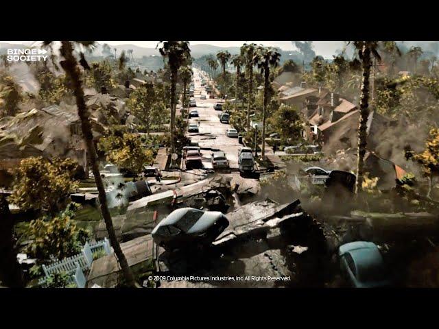 That moment when you're trying to survive a massive earthquake: 2012 (HD CLIP)