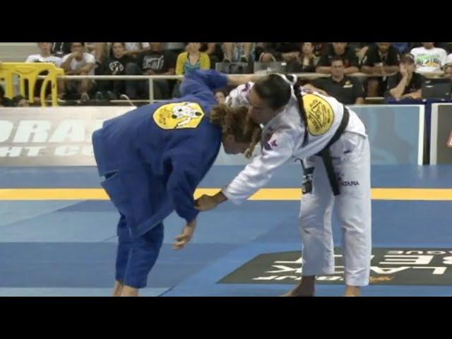 Leticia Ribeiro VS Miriam Cardoso / World Championship 2012