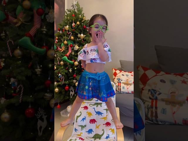 #encanto Leila #love #dance #vlog #disney #youtube #singapore #uzbekistan