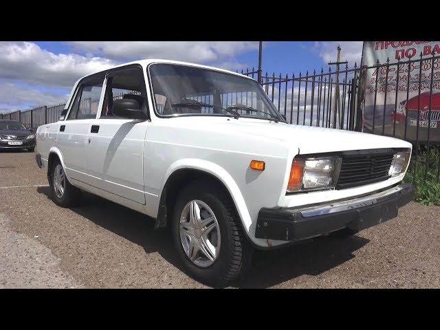 2010 VAZ 2105. Start Up, Engine, and In Depth Tour.