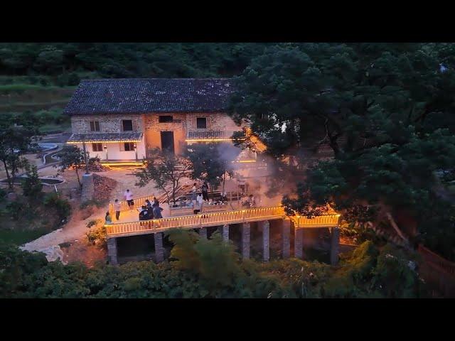 Man spends $10,000 to build villa and renovate old house in mountains