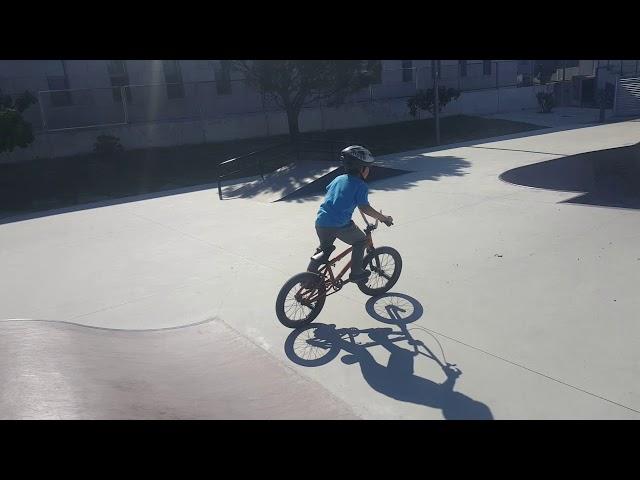 Bmx arcade javier 6 años