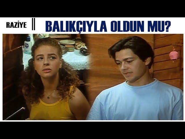 Raziye Türk Filmi | Raziye'nin Erkeklerle Olan İlişkisi Ali'yi Delirtiyor!