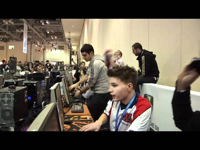 WCG 2011: Дмитрий Смелый болеет за М5