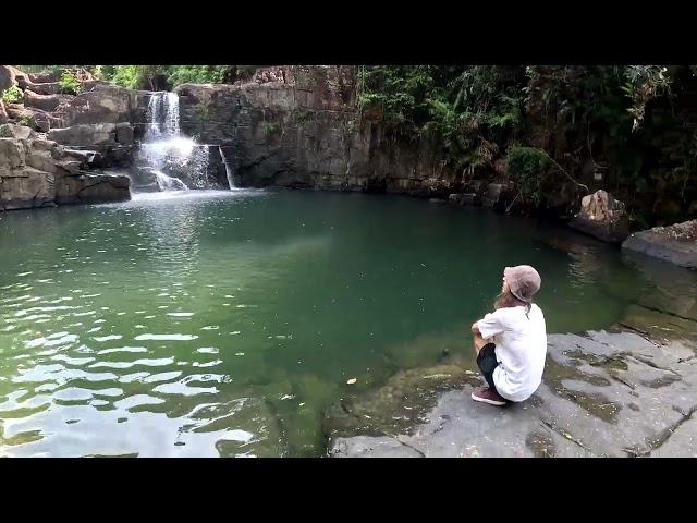 Khlong Yai Kee Waterfall