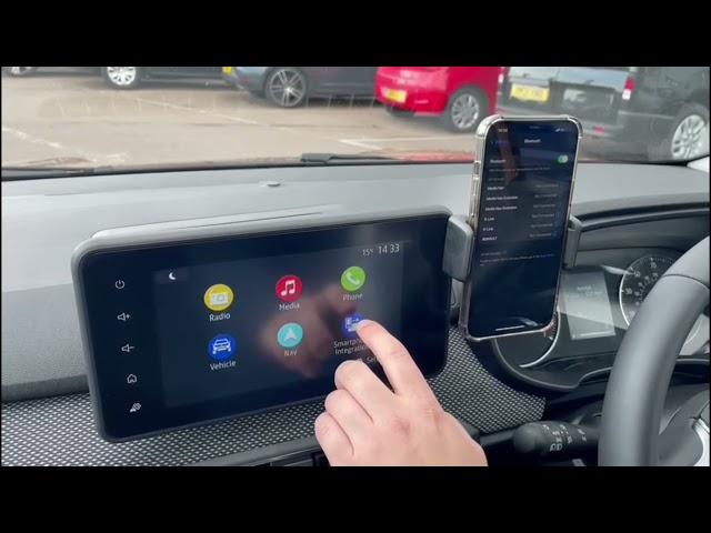 Dacia Sandero and Stepway 2021 wireless Apple/Android CarPlay explained/Tutorial