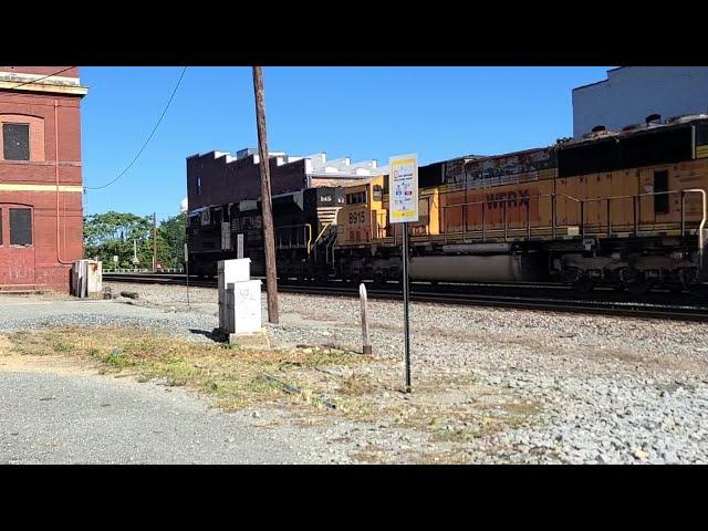 WFRX - apparently my bank rents train engines - happy labor day Trainheads! #freighttrain