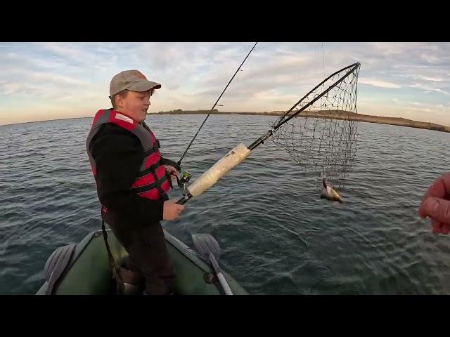 Рыбалка в Караганде 2024.Ловля щуки и окуня кастинговым спинингом. Pike and perch fishing by casting