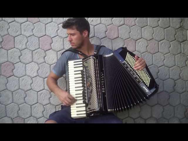 La Valse d'Amelie no acordeon - Yann Tiersen - DOUGLAS BORSATTI