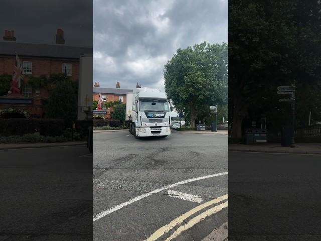 Learner TRUCK driver *warning some flashing text* #truck #lorry #lorrydriving