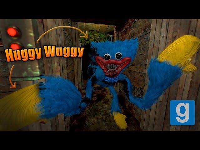 Huggy Wuggy is chasing me in the Dungeons ! | Garry's Mod