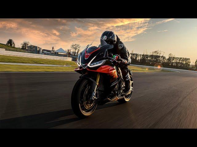 New Aprilia RSV4 | Pure action & sound! Feat. Max Biaggi 