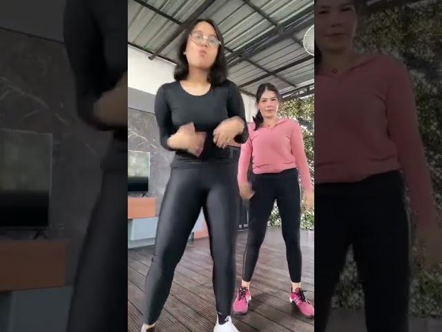 kupi #shorts #leggingkilap #pargoy #tiktok #youtube #short #goyang #olahraga (1)